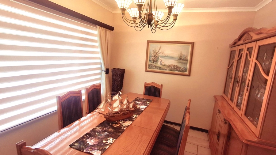 To Let 3 Bedroom Property for Rent in Vaalpark Free State